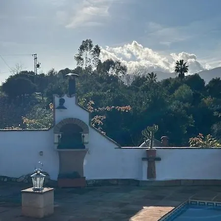 Casa Patzu Semesterbostad